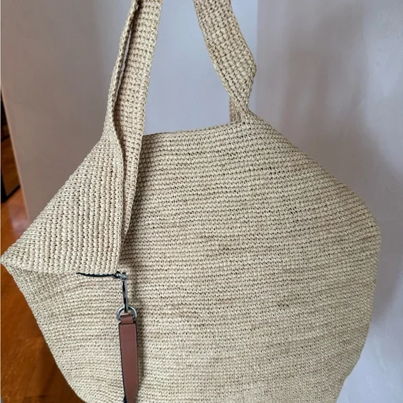 Loewe Beige Woven Tote with Brown Leather Logo Patch - Picture 5 of 8